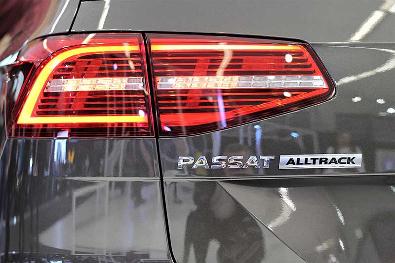 Volkswagen Passat Alltrack - Car Tender